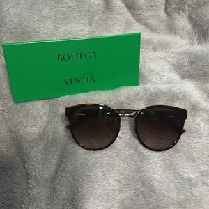 Bottega Veneta Oversized Sunglasses